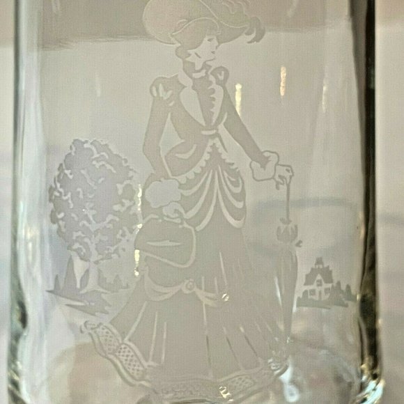 Vintage 1970s Mrs. Albee Victorian Etched Clear Glass 6 Piece Stemware Set - Picture 4 of 6